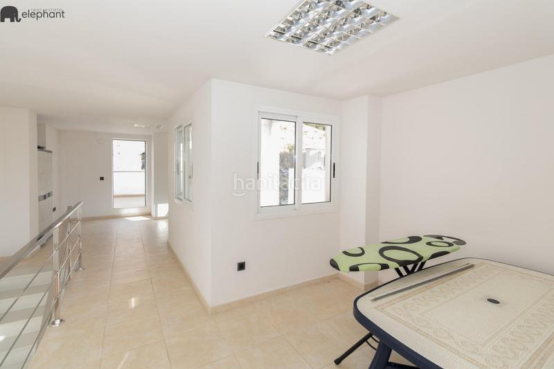 Foto e7c97592-8655-4607-9b39-3ff6e3173ccb. Édifice dans Sant Antoni Cullera