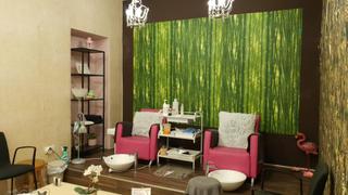 Location Local commercial à Camí Fondo. Traspaso estética lista para tu éxito en valencia