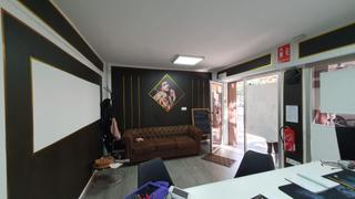 Traspàs Local Comercial a El Calvari. El lienzo de tus sueños traspaso estudio de tatuajes en el coraz