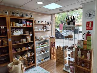 Lloguer Local Comercial a Barrio de Campanar. Traspaso tu tienda de sabores que enamoran