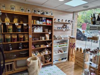 Rent Business premise in Barrio de Campanar. Traspaso tu tienda de sabores que enamoran