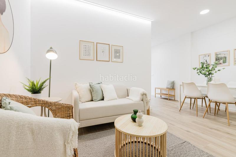 Foto d71da590-3c17-4a82-bca7-143c21072abc. Piano terra in Torrefiel Valencia