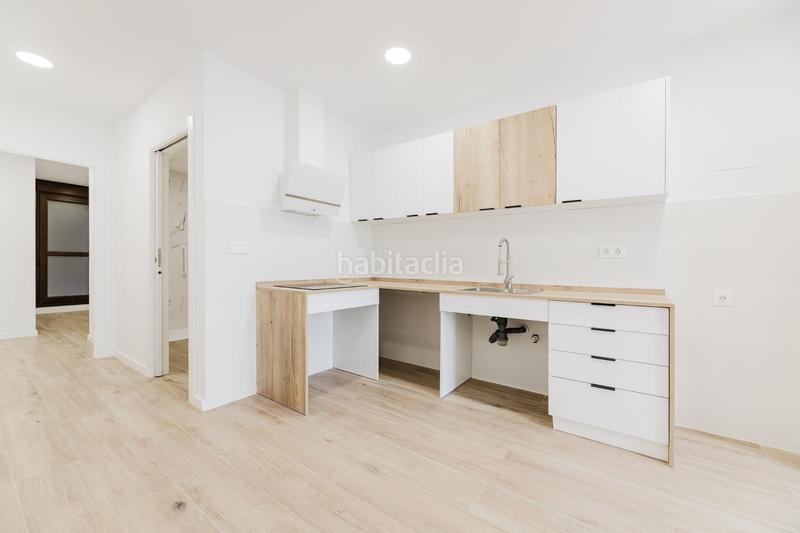 Foto 0fc54572-3d90-4ec3-b0dd-96b7c58417c6. Planta baja bajo con licencia turística en Torrefiel Valencia