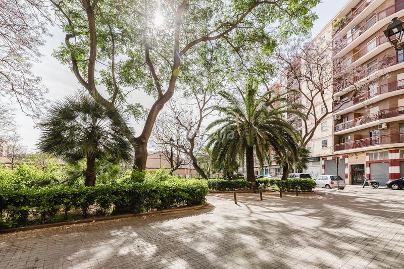 Foto db2885c7-776b-4618-a76d-991c1ee77ed7. Planta baja bajo con licencia turística en Torrefiel Valencia