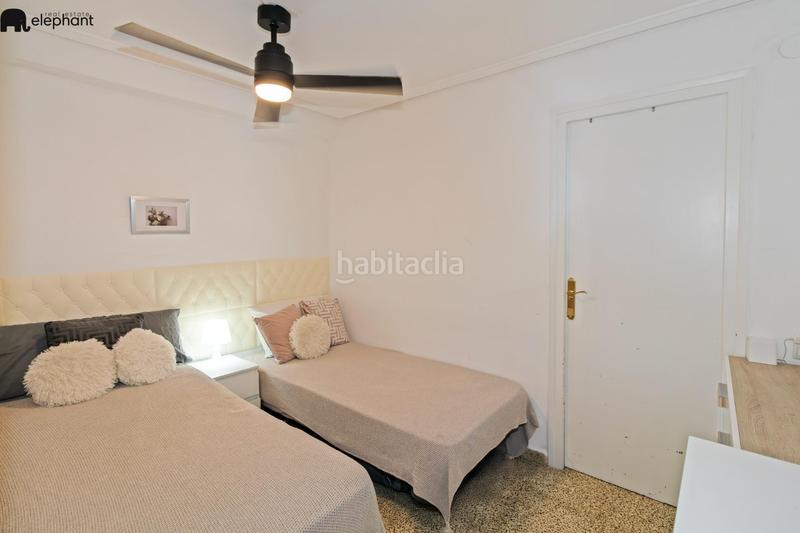 Foto a7546eaf-1088-4bcc-8e8f-9bd6f7dfb9cc. Apartamento piso centrico de tres habitaciones en Valencia