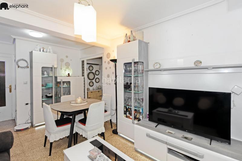 Foto e4362b34-0175-4269-ae2a-50cd0d55800f. Apartamento piso centrico de tres habitaciones en Valencia