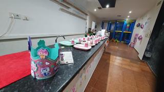 Traspàs Local Comercial a Tavernes Blanques. Traspaso oferta vuelta al cole, para emprender con éxito