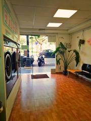Location Local commercial à El Carme. Traspaso de lavandería autoservicios  en valencia inversión rent