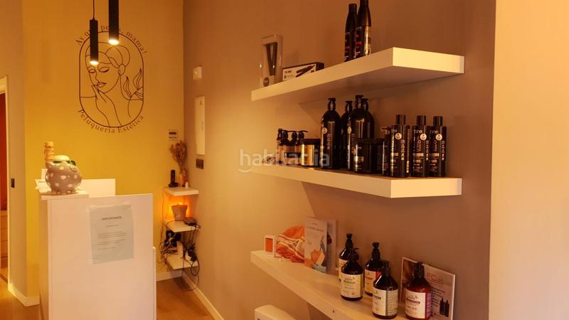 Foto 07f519a5-3182-4d93-b1b9-6ab085c3a180. Alquiler local comercial traspaso mucho más que una peluquería en Burjassot