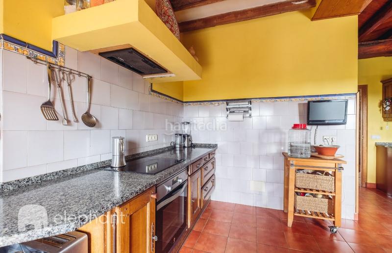 Foto f6693058-2de7-47e5-adf8-c69318245737. Casa amb calefacció aparcament piscina a puerto Galapagar-las cuestas Galapagar