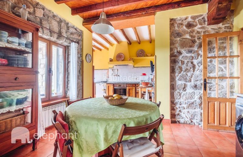 Foto fe00772a-40e5-4d8e-95b8-ece7ab0d7413. Casa amb calefacció aparcament piscina a puerto Galapagar-las cuestas Galapagar