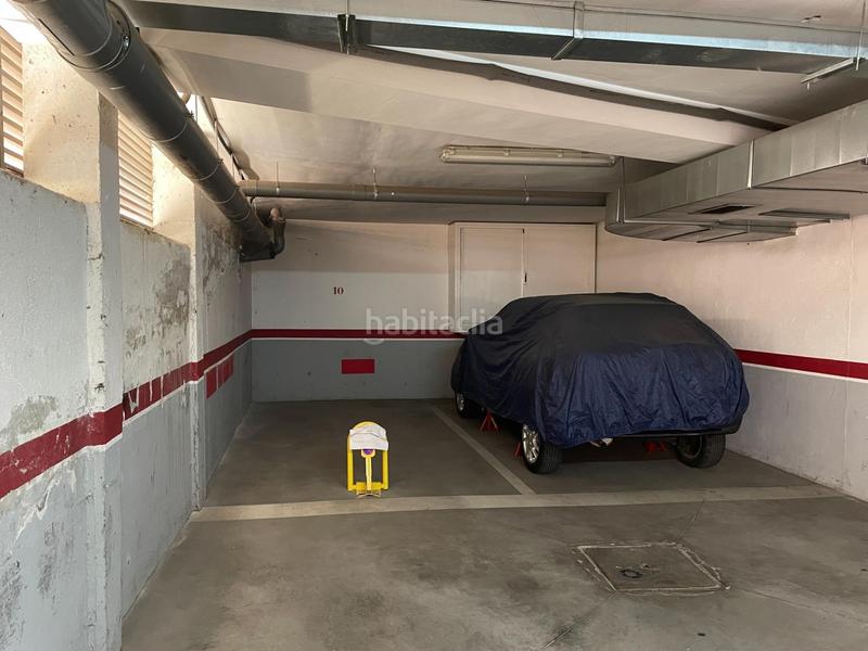 Foto ea3b961a-0854-4333-87bf-2780fdf39b52. Aparcament cotxe a Villalba Estación Collado Villalba