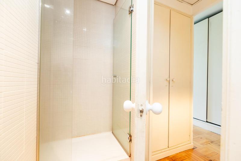 Foto e5b687e0-3d83-4c6a-b6c0-b61f2fa693cf. Dúplex exclusivo triplex en el corazón en Argüelles Madrid