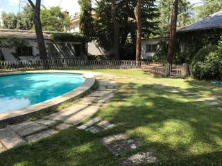Chalet en Villalba Estacin. Finca residencial en collado villalba