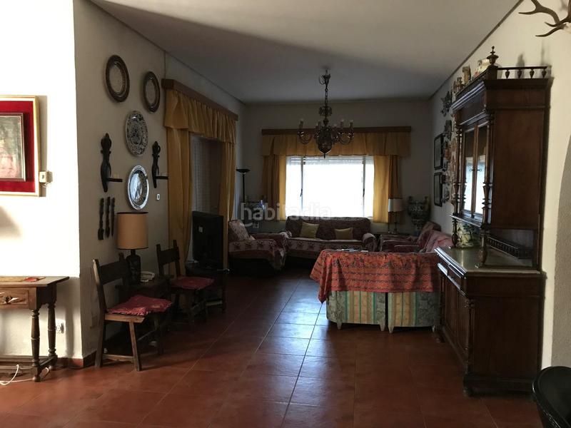 Foto 82b66430-ee78-43e9-b419-4855a606ca12. Chalet avec chauffage parking piscine dans Villalba Estación Collado Villalba