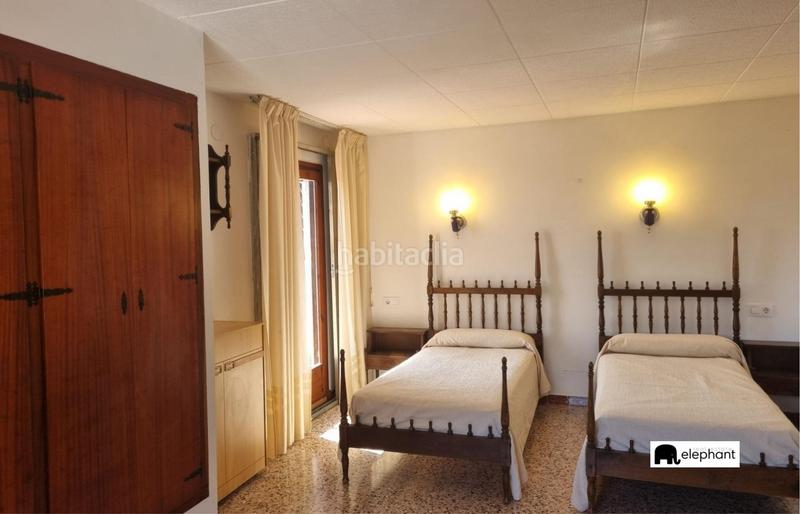 Foto 30d4f670-dd84-4866-bcc8-e177dc7c5e87. Chalet casa para reformar con licencia turistica activa en el maresme costa brava en Palafolls