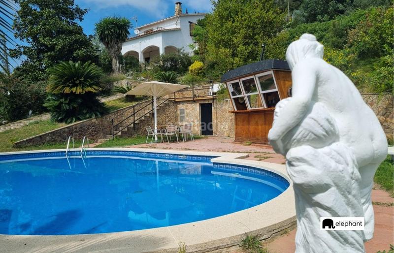Foto a6f735b4-73fe-4007-88e9-6936373989d8. Chalet casa para reformar con licencia turistica activa en el maresme costa brava en Palafolls