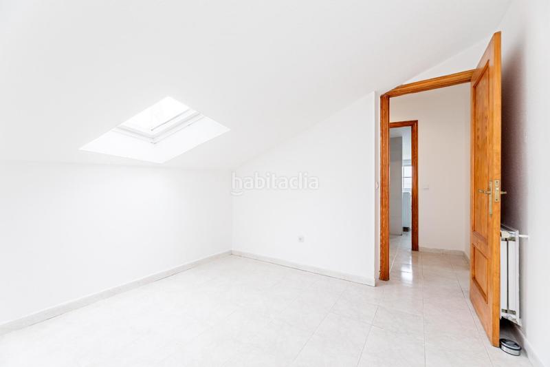 Foto 404c0df3-297b-4528-be24-ca9e53575a3a. Duplex avec chauffage parking dans Colmenarejo