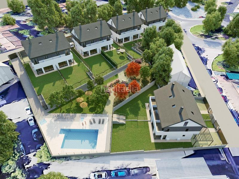 Foto b62ed4ab-d5e5-4339-90b0-addf3c68f2c7. Maison jumelée avec chauffage parking piscine dans Villalba Pueblo Collado Villalba