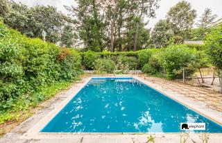 Chalet in Las Zorreras-Monte Encinar. Chalet independiente de una planta con piscina y pozo en montenc