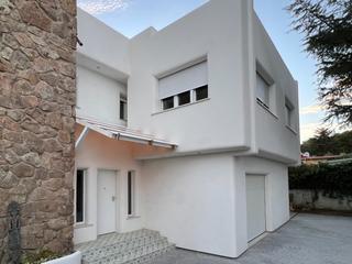 Chalet en El Guijo-Colonia España. Vivienda sostenible con piscina y vistas  colonia españa