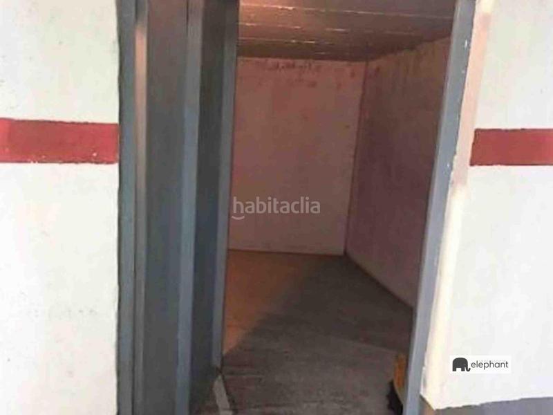 Foto 46f64980-2a06-4a09-860e-ba07314618a9. Parking coche garaje y trastero en calle trafalgar en Barcelona