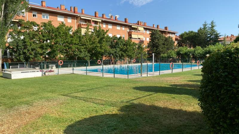 Foto 4833b24c-3cfe-4d7e-b6f6-3c07e25b38e2. Appartamento con riscaldamento parcheggio piscina in Collado Villalba