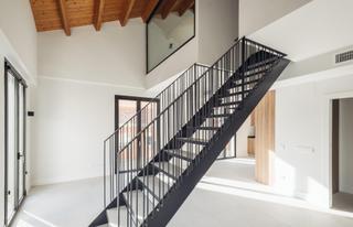 Rent Duplex in Casco Antiguo. Alquiler de piso dúplex en edificio de obra nueva