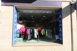 Lloguer Local Comercial a Deportivo Galapagar-Los Almendros. Alquiler de local en calle soberania, galapagar