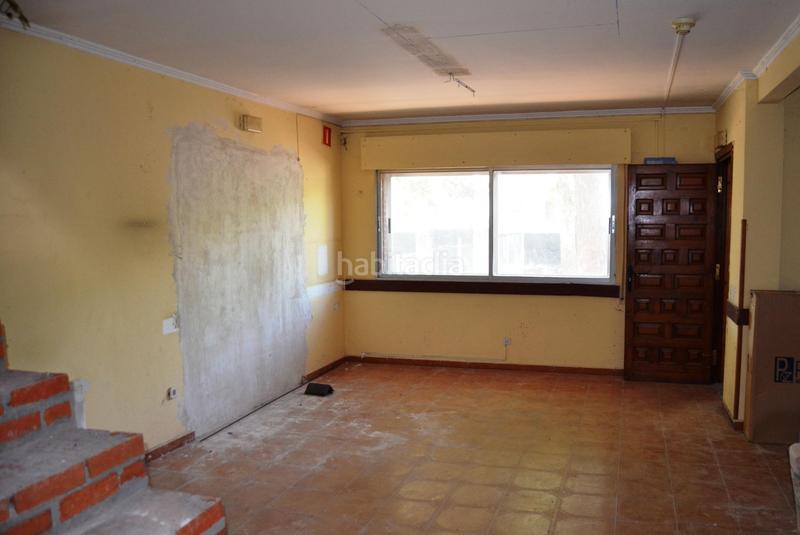 Foto 0704a728-f81b-489e-ae26-ec810a706e83. Casa pareada oportunidad única de inversión en becerril, zona cedros en Becerril de la Sierra