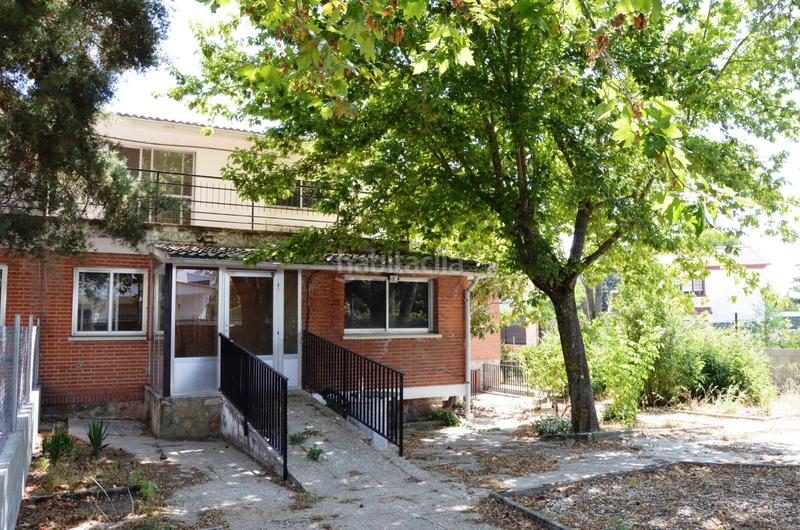 Foto 6629adce-74f0-44b8-b8ff-7eb8b4a3c6b9. Casa pareada oportunidad única de inversión en becerril, zona cedros en Becerril de la Sierra