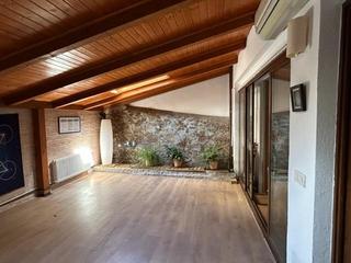 Casa a Centro-Casco Histórico. Triplex reformado en el corazón de san lorenzo de el escorial