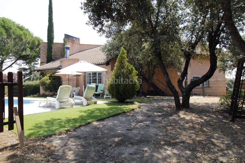 Foto 4bb1a2f2-2388-49f8-b4ee-152c7f97fca0. Xalet amb calefacció aparcament piscina a Navalquejigo-Los Arroyos Escorial (El)