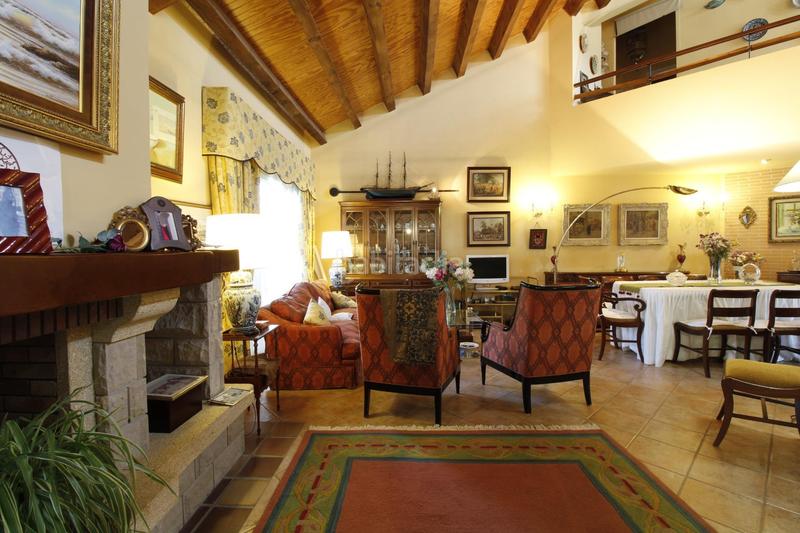 Foto 53108b90-3b78-4b64-bd0c-4ebda77a04a2. Xalet amb calefacció aparcament piscina a Navalquejigo-Los Arroyos Escorial (El)