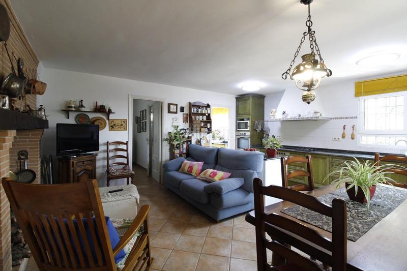 Foto 7868f53e-ad24-4165-b6a2-52075b45c5bc. Xalet amb calefacció aparcament piscina a Navalquejigo-Los Arroyos Escorial (El)