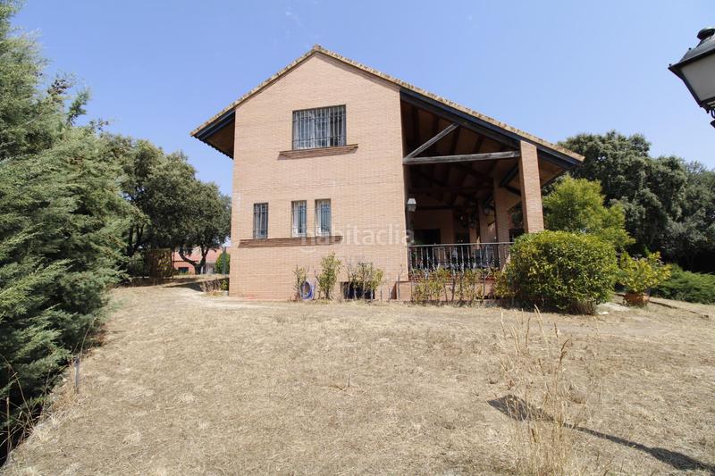 Foto c60bfb90-725d-43a9-a543-d9ecda6e0bb1. Xalet amb calefacció aparcament piscina a Navalquejigo-Los Arroyos Escorial (El)