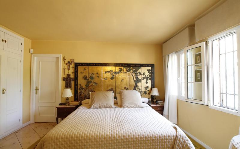 Foto c798d1ed-4bac-4de6-bd05-34e7253acd2a. Xalet amb calefacció aparcament piscina a Navalquejigo-Los Arroyos Escorial (El)