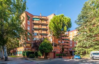 Appartement à Primera Fase-Nuevo Tres Cantos. Piso en sector oficios, primera fase, nuevo tres cantos