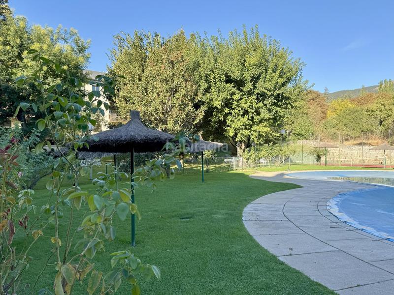 Foto 0b8e4607-21a4-4650-bf1c-d01e87c9cf82. Pis amb calefacció aparcament piscina a Jardín de los Reyes-Parque Real Escorial (El)