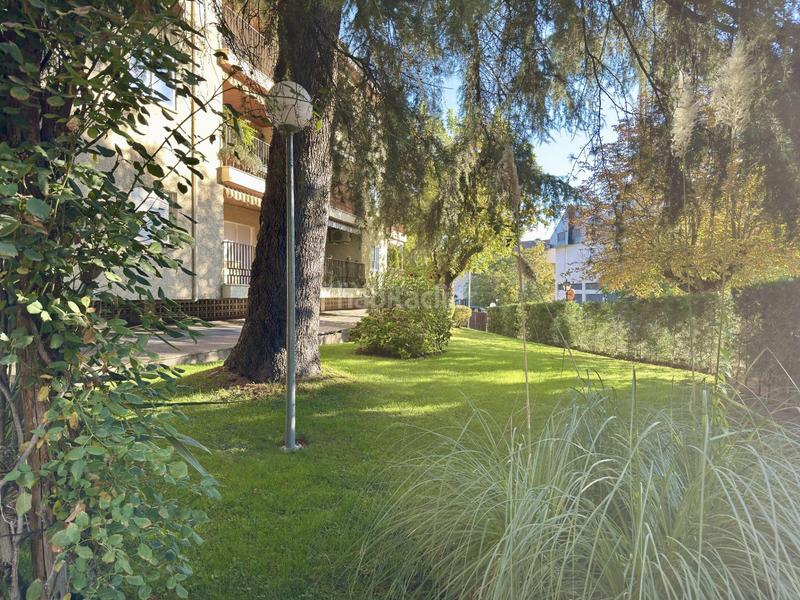 Foto 7a2b402f-32e5-4e55-937c-c9080e03d024. Pis amb calefacció aparcament piscina a Jardín de los Reyes-Parque Real Escorial (El)