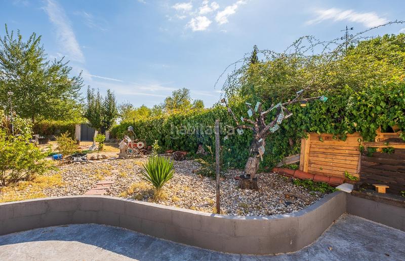 Foto 23f721da-56f5-43c8-aa97-926e828d34c1. Chalet con parcheggio in Urb. Calypo Navalcarnero