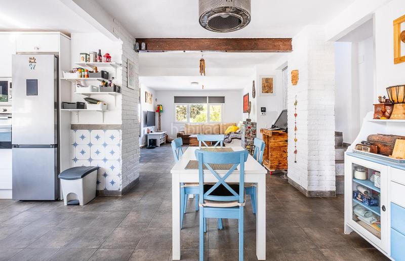 Foto d4620084-d6cf-45ee-abf4-f639329f2b32. Chalet con parcheggio in Urb. Calypo Navalcarnero