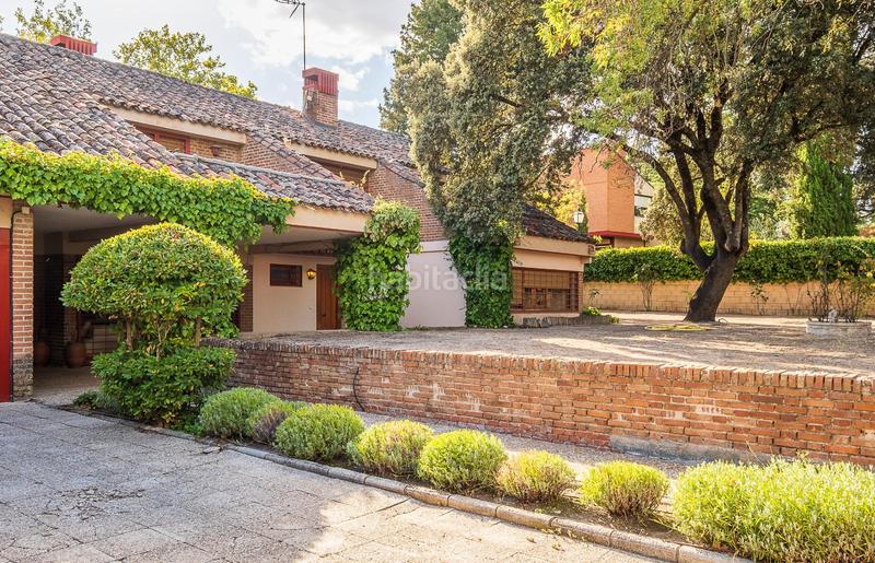 Foto 7c103a76-288b-4cae-b63f-b03a6a57ee0b. Maison avec parking piscine dans Navalquejigo-Los Arroyos Escorial (El)