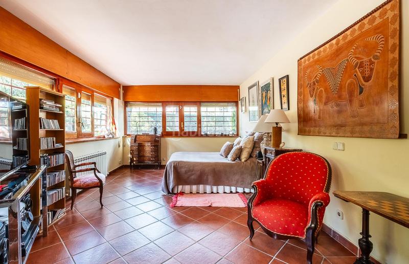 Foto d44dda0a-8571-4a49-b28d-5e61a93d98be. Maison avec parking piscine dans Navalquejigo-Los Arroyos Escorial (El)