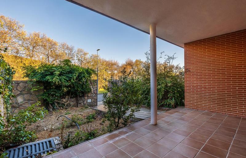 Foto 0a5d4051-581a-406f-83f6-0c0439d84070. Casa adossada amb calefacció aparcament a Guadarrama