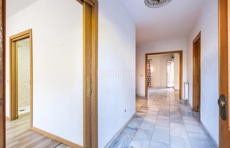 Foto 2a8cb700-2448-4885-8124-f7a2e821afe8. Casa adossada amb calefacció aparcament a Guadarrama