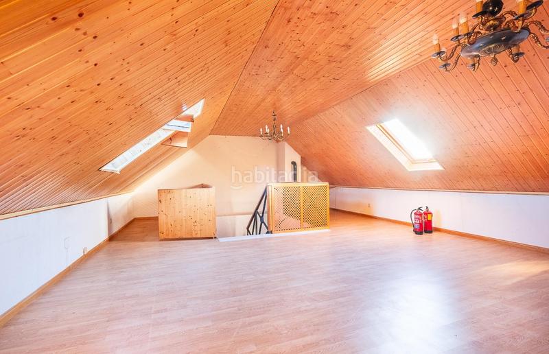 Foto 3726a5a4-a244-441b-a385-a484fd2cd9cb. Casa adossada amb calefacció aparcament a Guadarrama