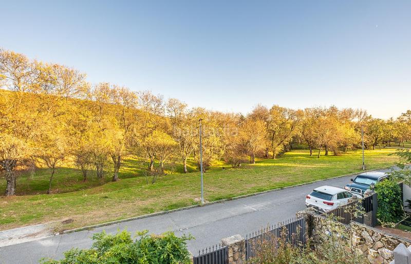 Foto 95145ba3-5746-4eb7-b65a-d26aa8017281. Casa adossada amb calefacció aparcament a Guadarrama