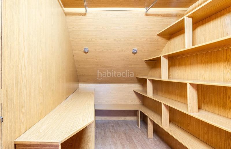 Foto 9b80f3a0-12cb-4d06-9adb-8b657da4f520. Casa adossada amb calefacció aparcament a Guadarrama