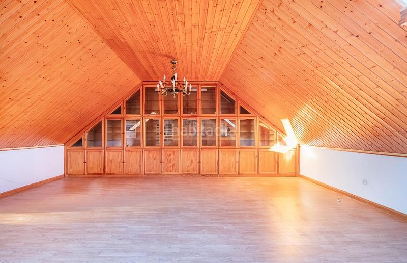 Foto 9ea86286-de27-478d-80e8-be8df235ac32. Casa adossada amb calefacció aparcament a Guadarrama